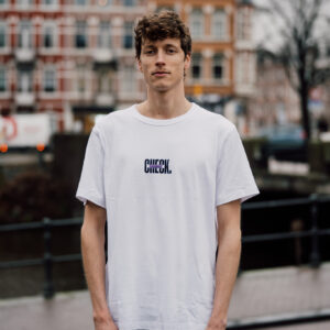 Check Tee (wachtlijst)